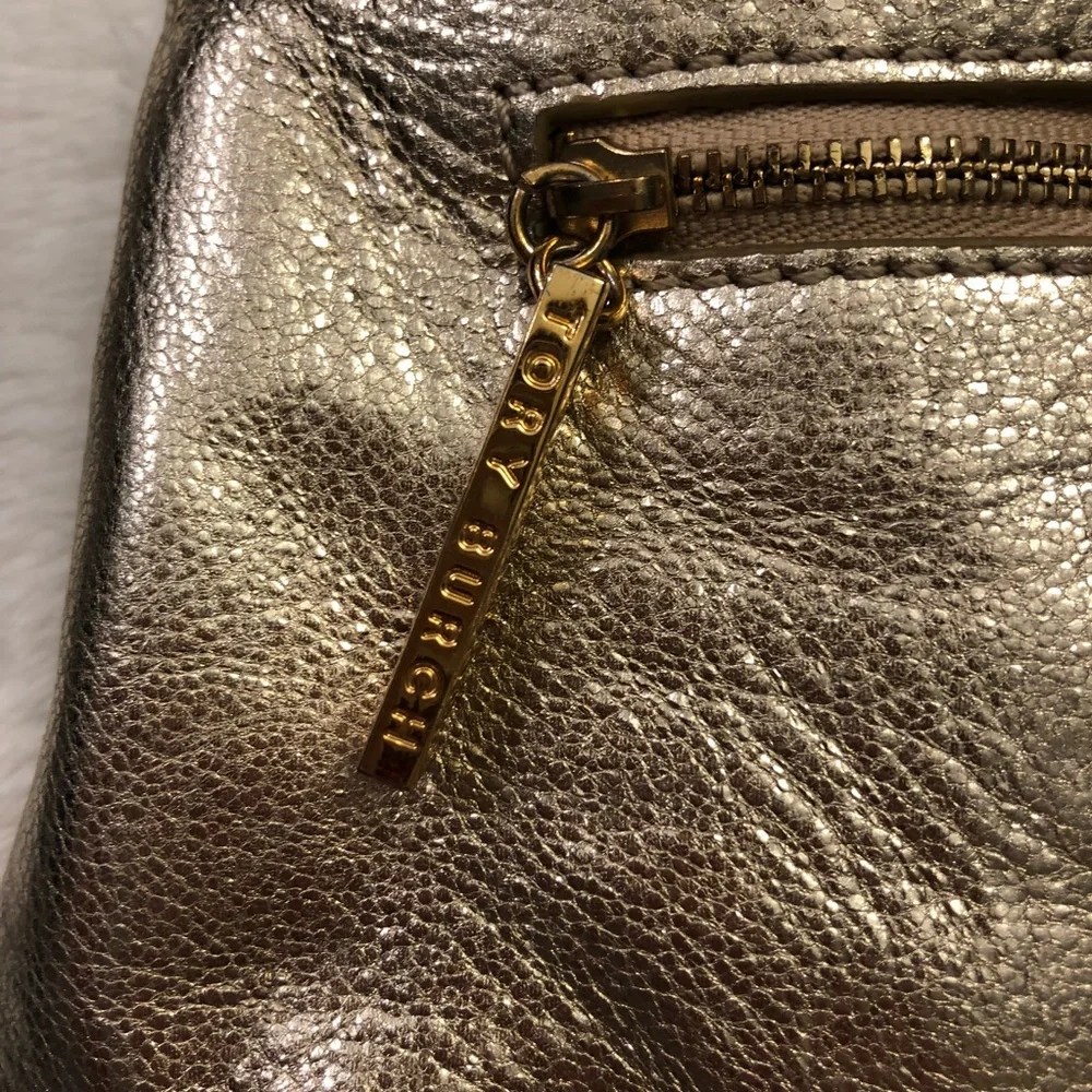 Tory Burch Amanda Crossbody Clutch in Gold